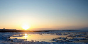 日の出岬流氷夕陽